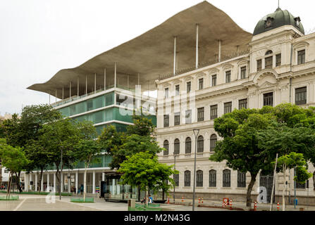 Rio de Janeiro, Brazil - circa December 2017: MAR Art Museum of Rio de Janeiro city center, Brazil Stock Photo