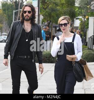 Russell Brand is spotted walking with Laura Gallacher, prompting  speculation they have rekindled their romance. The pair, who Stock Photo -  Alamy