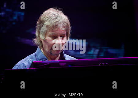 DEEP PURPLE, Don Airey, Keyboarder, Rock, GB,  Live In Concert 2015, Auftritt, 24.11.2015, Max-Schmeling-Halle, Berlin, Deutschland < English> DEEP PURPLE, Rockband, GB, performing, on, November24, 2015, at Max-Schmeling-Halle, Berlin, Germany Stock Photo