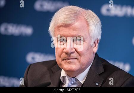 Munich, Bavaria, Germany. 8th Feb, 2018. Horst Seehofer, head of Angela Merkel's Bavarian sister party the CSU held a conference one day after a 177-page agreement between Angela Merkel and the SPD was made in order to create a viable government and avoid new elections. Credit: ZUMA Press, Inc./Alamy Live News Stock Photo