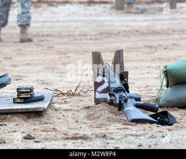 Soldiers with the 316th ESC practice their marksmenship skills at the ...