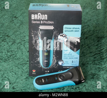 Braun Series 3 ProSkin Electric Shaver
