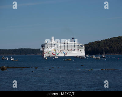 norwegian dawn cruise ship bar harbor maine Stock Photo