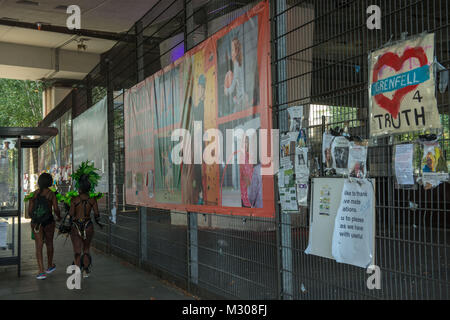 London, United Kingdom.  Getting ready for Notting Hill Carnival, Grenfel Tower victims memorial. Stock Photo