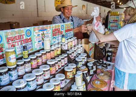 Kutztown Pennsylvania,Kutztown Folk Festival,Pennsylvania Dutch folklife,Bauman Family Fruit Butters,business,vendor vendors,stall stalls booth market Stock Photo