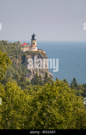 Castle Danger, Minnesota - The Split Rock Lighthouse. Retired in 1969, it is now part of Split Rock Lighthouse State Park. Stock Photo