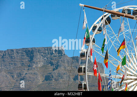 On the waterfront in Cape Town overlooking Table Mountain Stock Photo