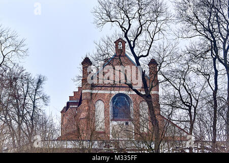 Church of the Annunciation of the Blessed Virgin Mary seen fron Narew riverbank in Serock, Poland Stock Photo