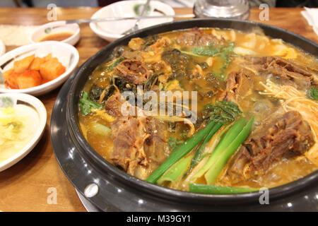 Korean Spicy Pork Backbone Hotpot with Potatoes (Gamjatang)