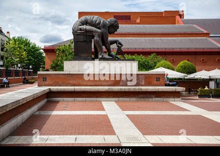 'Newton' after William Blake statue (by Eduardo Paolozzi), British Library, London, England, United Kingdom Stock Photo