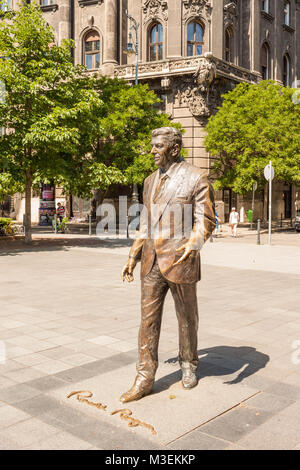 Budapest, Hungary - June 5, 2017: A statue of 40th USA president Ronald Reagan sculpted by hungarian artist Istvan Mate on Liberty Square. Stock Photo