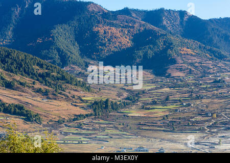 Phobjikha, Bhutan.  Valley Scenes, Farmland and Settlements. Stock Photo