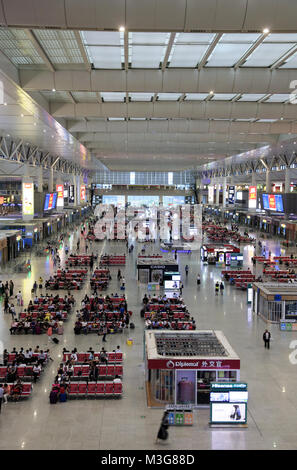 Interior view of Shanghai Hongqiao Railway Station.Shanghai.China Stock Photo