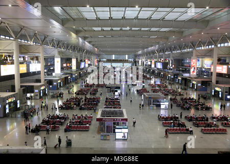 Interior view of Shanghai Hongqiao Railway Station.Shanghai.China Stock Photo