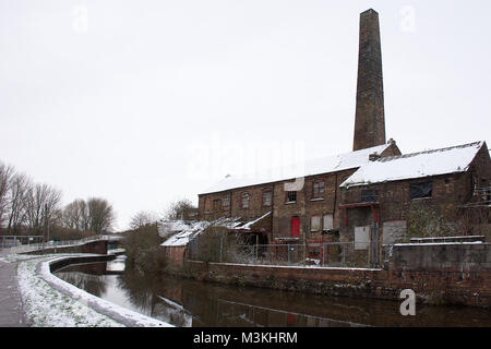 Derelict Middleport Potteries buildings,remainings of British pottery industry on bank of Trent and Mersey canal in Stoke on Trent,Staffordshire,Uk. Stock Photo