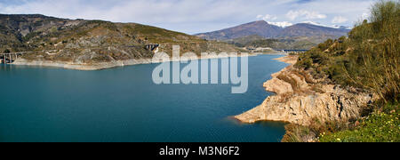 Embalse de Rules / Rules Reservoir, Andalusia, Spain Stock Photo