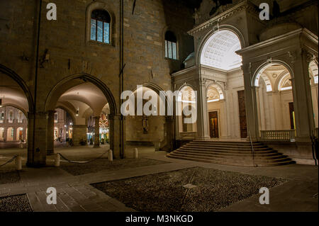 external view of the cathedral of Bergamo at night Stock Photo