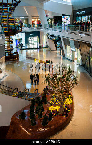 Las Vegas, Nevada.  Crystals at City Center Shopping Mall and Crystals Retail District, is CityCenter's 500,000 sq ft shopping mall and entertainment  Stock Photo