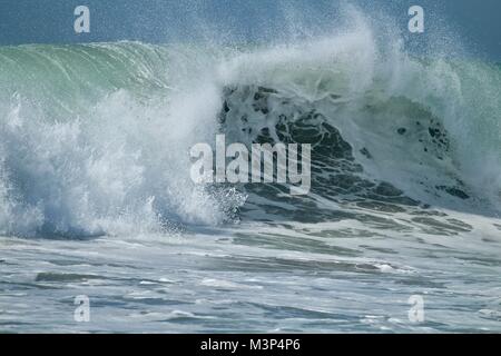 waves crashing in the pacific ocean Stock Photo