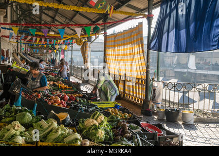 Fruit and vegetable stalls in the Mercado do Bolhao, Porto, Portugal Stock Photo