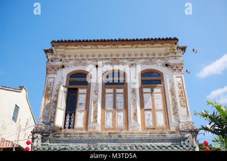 MALACCA, MALAYSIA - FEBRUARY 05, 2018 : Old colonial house in Melaka during summer day. Stock Photo