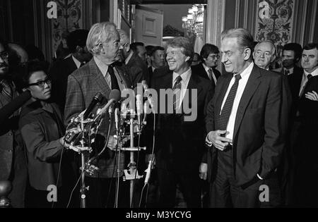 Washington, District of Columbia, USA. 23rd Nov, 1976. United States President-elect Jimmy Carter in the US Capitol in Washington, DC on November 23, 1976.Credit: Benjamin E. ''Gene'' Forte/CNP Credit: Benjamin E. ''Gene'' Forte/CNP/ZUMA Wire/Alamy Live News Stock Photo