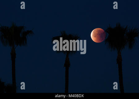 Lunar eclipse from Cardiff, CA Stock Photo