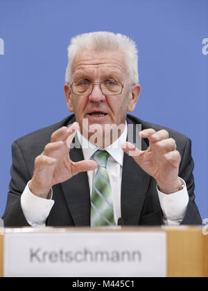 Kretschmann and Lieberknecht give a press conference together. Stock Photo