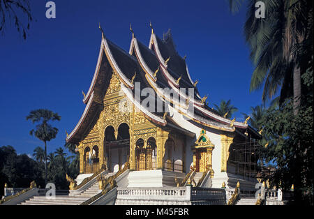 Laos. Luang Prabang. Royal Palace. Haw Pha Bang buddhist temple. UNESCO World Heritage Site. Stock Photo