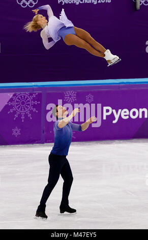 Gangneung, South Korea. 15th Feb, 2018. ALJONA SAVCHENKO and BRUNO MASSOT of Germany win the gold medal the Pairs Figure Skating Free Skating at the PyeongChang 2018 Winter Olympic Games at Gangneung Ice Arena. Credit: Paul Kitagaki Jr./ZUMA Wire/Alamy Live News