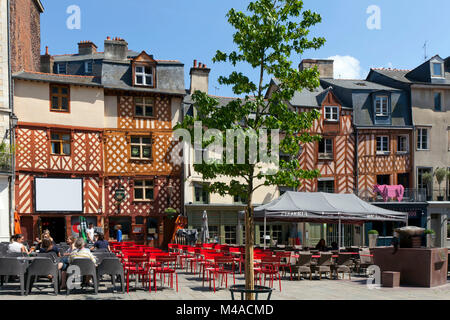Rennes (Brittany, north-western France): half-timbered houses and cafe terraces in the square “place Rallier du Baty”, in the city centre. (Not availa Stock Photo