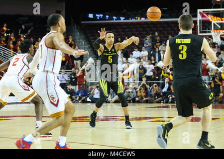 February 15, 2018: Oregon Ducks guard Elijah Brown (5) passes the ball in a NCAA Basketball game between the Oregon Ducks vs USC Trojans at the Galen Center in Los Angeles, CA: Jordon Kelly/CSM(Jordon Kelly : © Cal Sport Media) Stock Photo