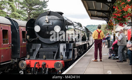 Steam engine No. 35006 Peninsular & Oriental S. N. Co. at Winchcombe station on the Gloucestershire and Warwickshire railway, England. UK. Stock Photo