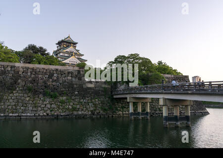 osaka castle and gokurakubashi bridge Stock Photo