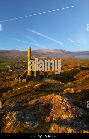 Copper Mine Head Buildings above Allihies, Beara Peninsula, County Cork, Ireland Stock Photo