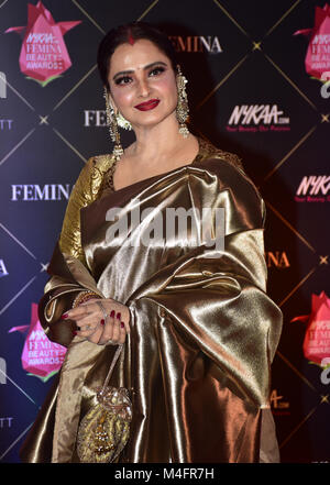 Mumbai, India. 15th Feb, 2018. Indian film actress Rekha attend the Red carpet event of ''4th Edition of Nykaa Femina Beauty Awards 2018'' at hotel JW Marriott, Juhu in Mumbai Credit: Azhar Khan/SOPA/ZUMA Wire/Alamy Live News Stock Photo
