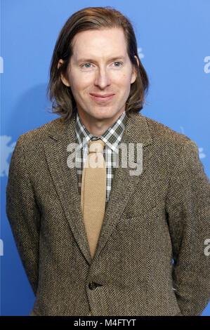 Wes Anderson during the 'Isle of Dogs' photocall at the 68th Berlin International Film Festival/Berlinale 2018 at Hotel Grand Hyatt on February 15 in Berlin, Germany. | Verwendung weltweit/picture alliance Stock Photo
