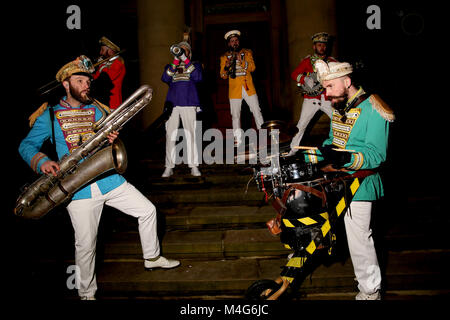 Oldham, UK. 16th Feb, 2018. A band entertaining crowds at the town hall steps, Oldham, 16th February, 2018 (C)Barbara Cook/Alamy Live News Stock Photo