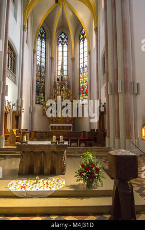 Inside the Catholic parish church St. Nikolaus in Zwiesel, Bavarian Forest, Bavaria, Germany. Im Innern der katholischen Stadtpfarrkirche St. Nikolaus Stock Photo