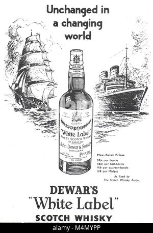 Dewar's White Label whisky advert, advertising in Country Life magazine UK 1951 Stock Photo