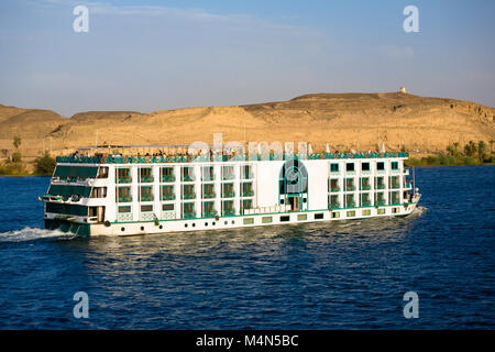 Cruising down the River Nile in Egypt in the dawn Stock Photo - Alamy