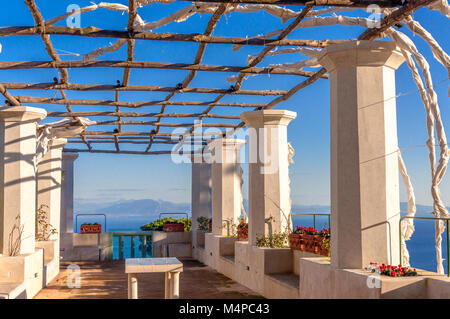 The panoramic terrace at Villa Rufolo, Ravello Stock Photo