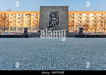 WARSAW, POLAND - SEPTEMBER 10, 2015 The Monument to the Ghetto Heroes commemorates the fight against the Nazis during the uprising in 1943 Stock Photo