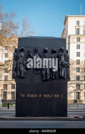 Monument to the Women of World War II, war memorial by John W. Mills ...
