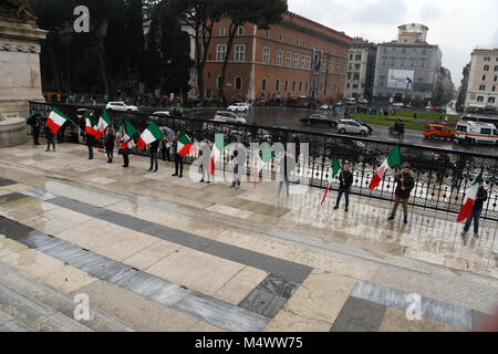 Rome Italy 18 February 2018 :Altare della Patria - Militanti Fretelli D'Italia con le bandiere tricolore Credit: Giuseppe Andidero/Alamy Live News Stock Photo