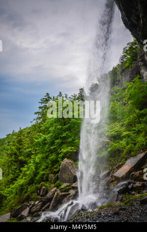 Minelot Waterfall on the Indian Ladder Trail in Thatcher State Park in Upstate New York on a rainy, cloudy  day. Stock Photo