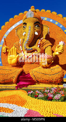 MENTON, FRANCE - FEBRUARY 18, 2018: Art made of lemons and oranges in the famous Lemon Festival (Fete du Citron) in Menton, France. The famous fruit garden receives 230,000 visitors a year. Credit: Giancarlo Liguori/Alamy Live News Stock Photo