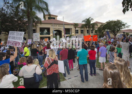 Delray Beach, Florida, USA. 19th February, 2018. Hundreds gathered to protest the sale of assault rifles in the wake of the Parkland Shooting at City Hall in Delray Beach, FL   People:  Atmosphere Credit: Storms Media Group/Alamy Live News Stock Photo