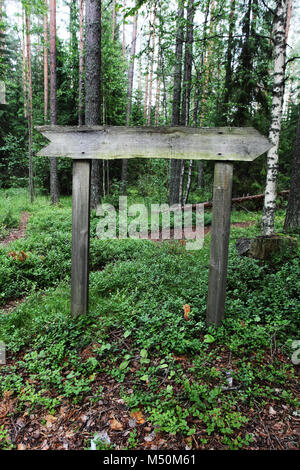 old empty wooden pointer in the forest Stock Photo - Alamy