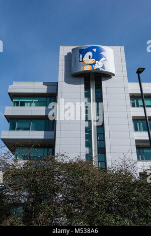 Sonic the Hedgehog on SEGA Europe HQ, 27 Great West Road, Brentford, Middlesex, UK Stock Photo